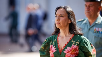 Tribunal investiga a la directora de la Guardia Civil de España, y sube la presión sobre Pedro Sánchez