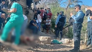 Hombre asesina a machetazos a