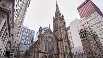 Arrestaron a un sacerdote por