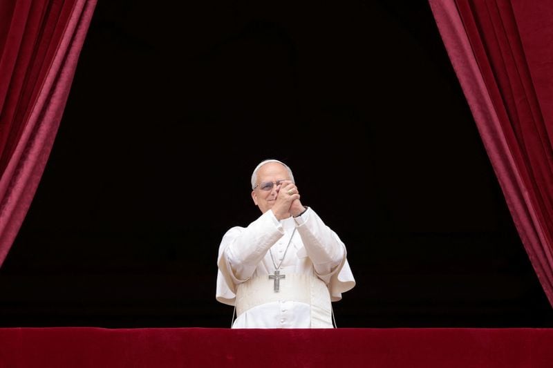 El papa León XIV ingresó al Policlínico Gemelli de Roma para una intervención pulmonar, según informó la Santa Sede (REUTERS/Remo Casilli)