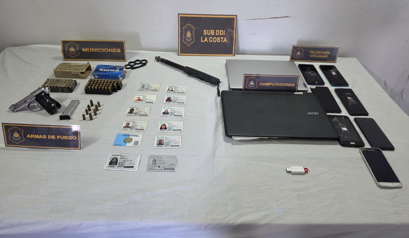 Los elementos secuestrados al detenido por el transfemicidio