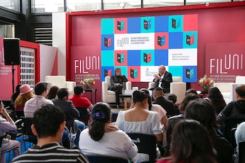 Fotos sobre la última edición de la Feria Internacional del Libro de las Universitarias y los Universitarios