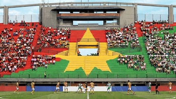 Pereira vs. Nacional se jugará con público, pero prohibieron el ingreso de barras y camisetas de los dos equipos