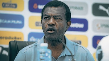 “La familia le pidió que deje Sporting Cristal”, la tajante postura sobre el futuro de Julio César Uribe tras ataque de barristas