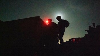 Fuerzas navales y terrestres de