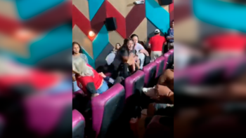 Video: puños, patadas y jalones