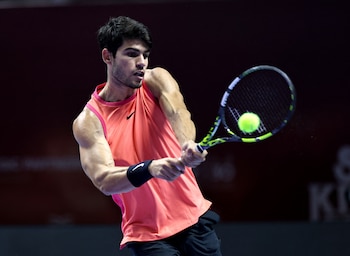 Carlos Alcaraz durante su partido