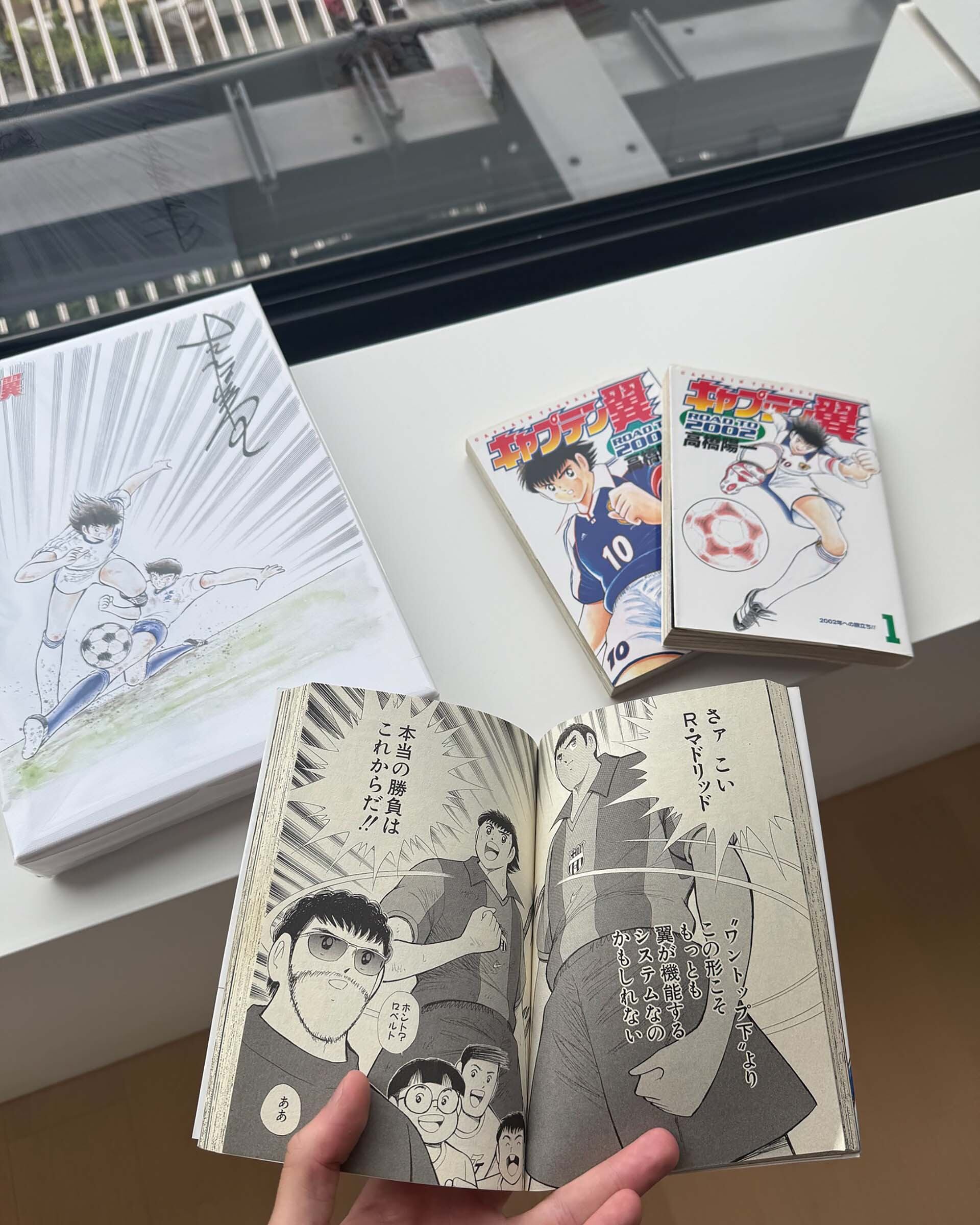 Los mangas que mostró Alejandro Garnacho durante su viaje (Crédito: @garnacho7)