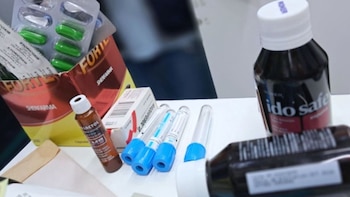La intervención buscó frenar la venta informal e ilegal de medicinas en el centro de la capital - Créditos: Minsa.