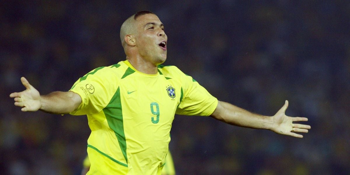 El peinado de Ronaldo, inspirado en el personaje Cascão de Turma da Mônica, fue imitado por chicos de Brasil y otros países durante 2002 (Captura/YouTube)