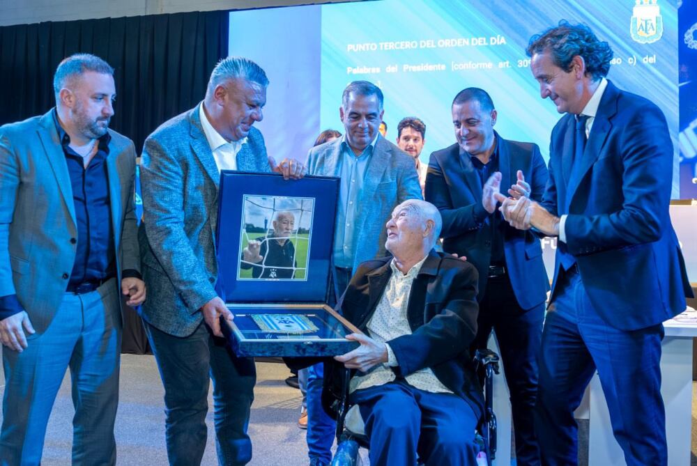 Además, se realizó un homenaje a Omar Souto, histórico Gerente de Selecciones Nacional (Crédito: AFA)