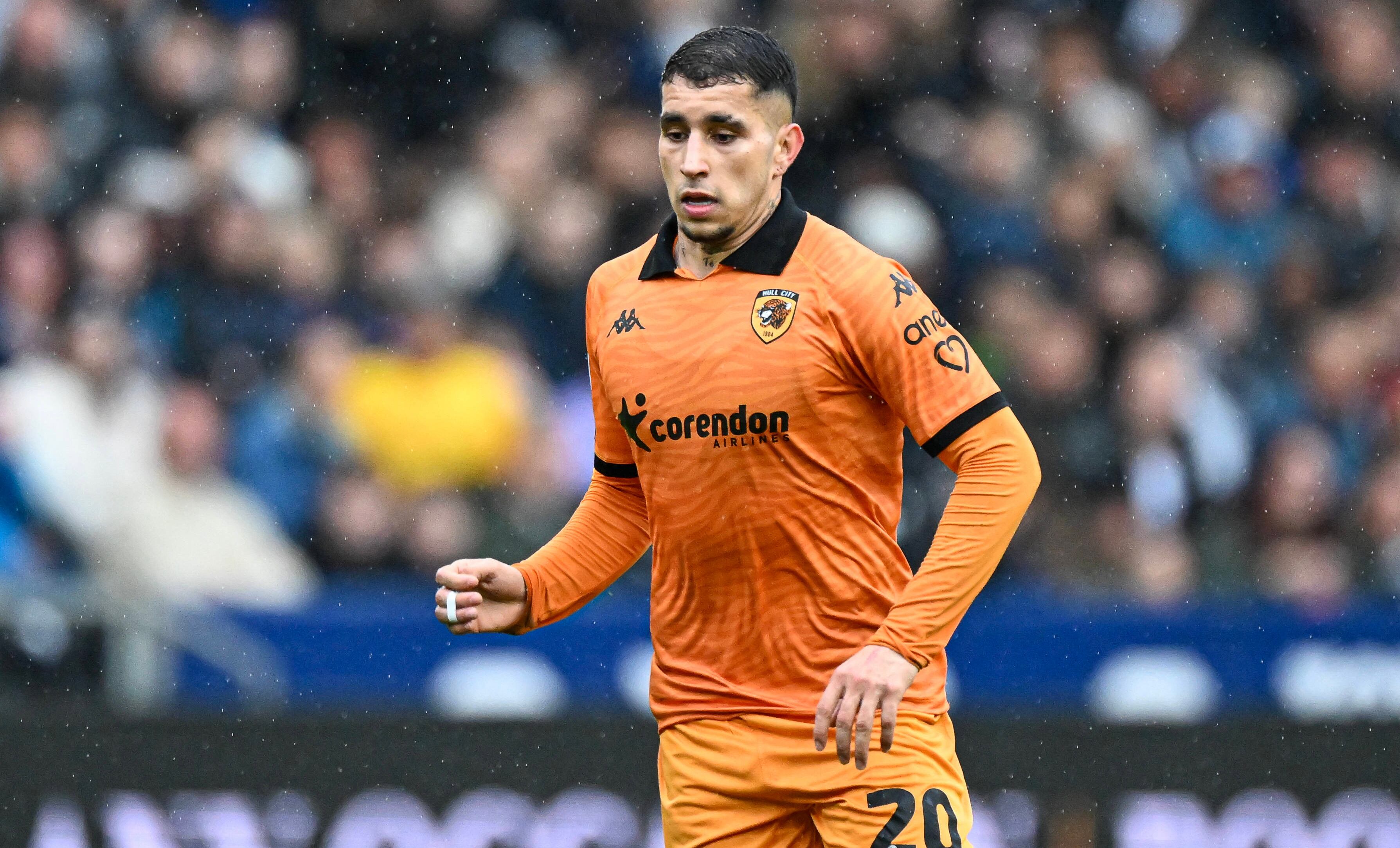 Puerta podría cambiar de equipo en el mercado de verano - crédito @bayer04_es/X