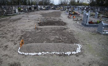 Tumbas de los migrantes fallecidos