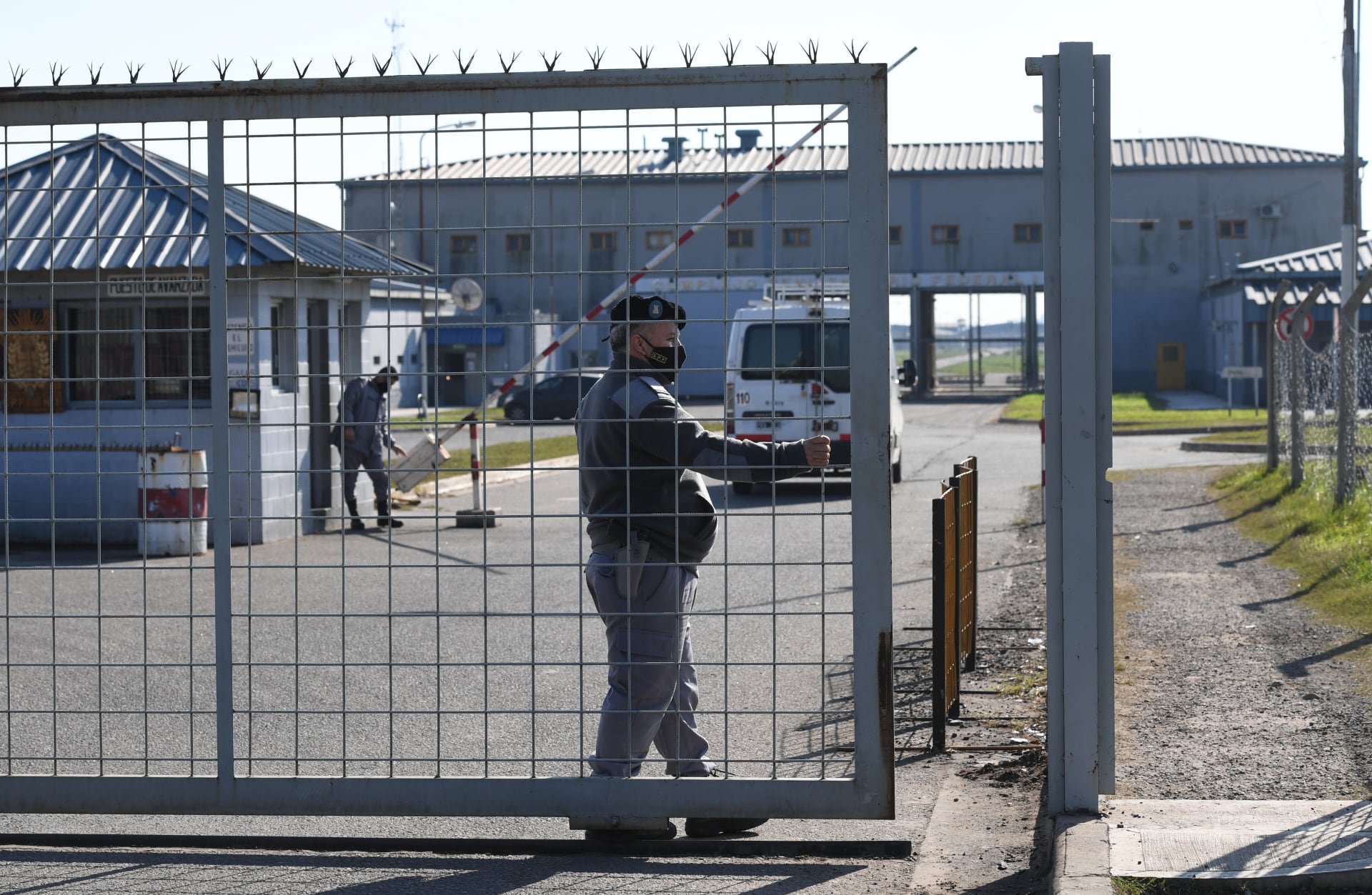 La causa investiga envenenamiento en comida que se le da a los presos de Ezeiza (Maximiliano Luna)