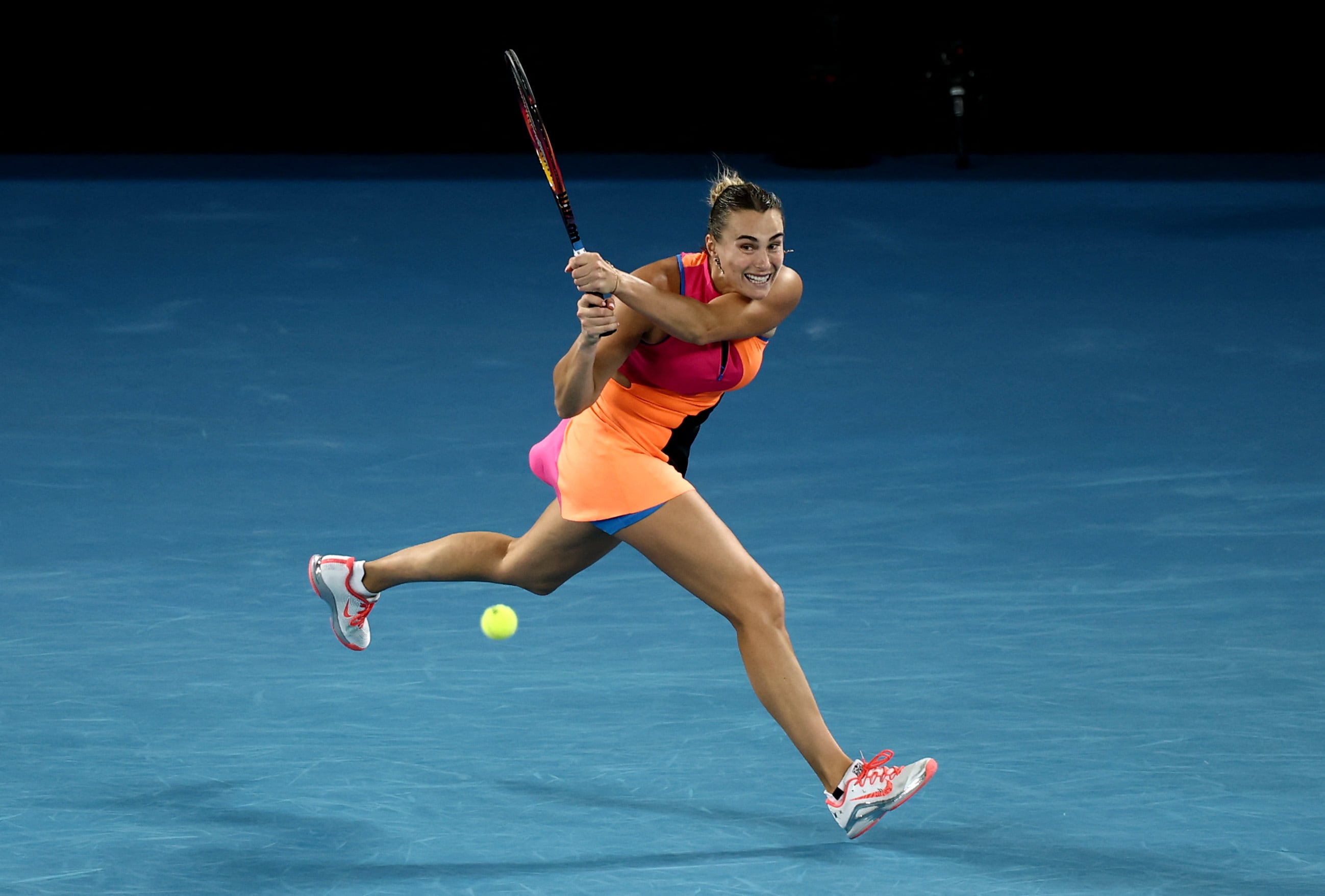 Aryna Sabalenka busca su segundo título de Grand Slam consecutivo. (REUTERS/Tingshu Wang)
