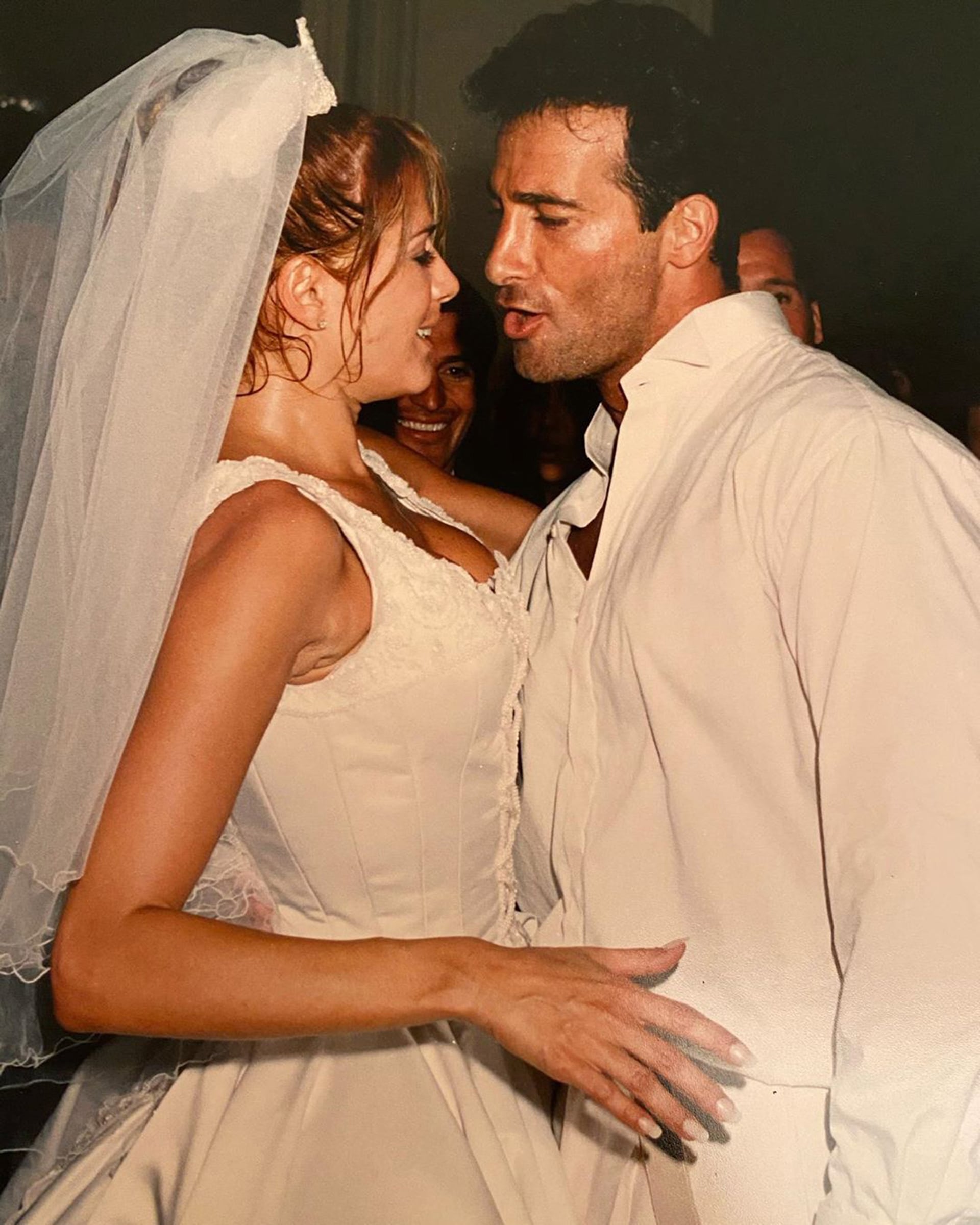 El casamiento de Catherine Fulop y Osvaldo Sabatini