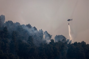 Iincendio forestal en el término municipal de Sentmenat (Barcelona). (EFE/ Quique Garcia)