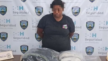 Capturan a hondureña cuando intentaba sacar a un bebé de cinco meses oculto dentro de un maletín