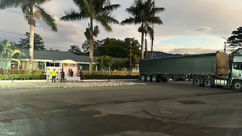 En sofisticados compartimientos, hallan una