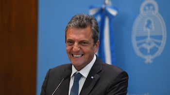 Massa suma a un exgobernador