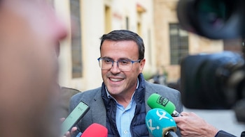 Miguel Ángel Gallardo renuncia a