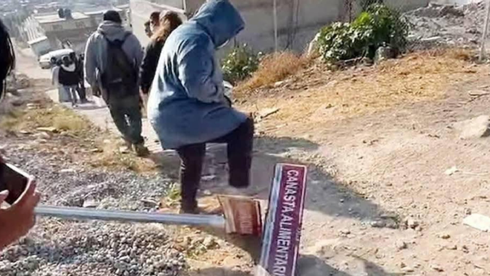 Habitantes de Tultitlán rechazan el cambio de nombre de su colonia y exigen atención a necesidades básicas. (Observatorio Metropolitano/Facebook)