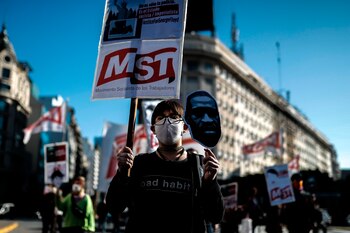 Militantes de partidos de izquierda,