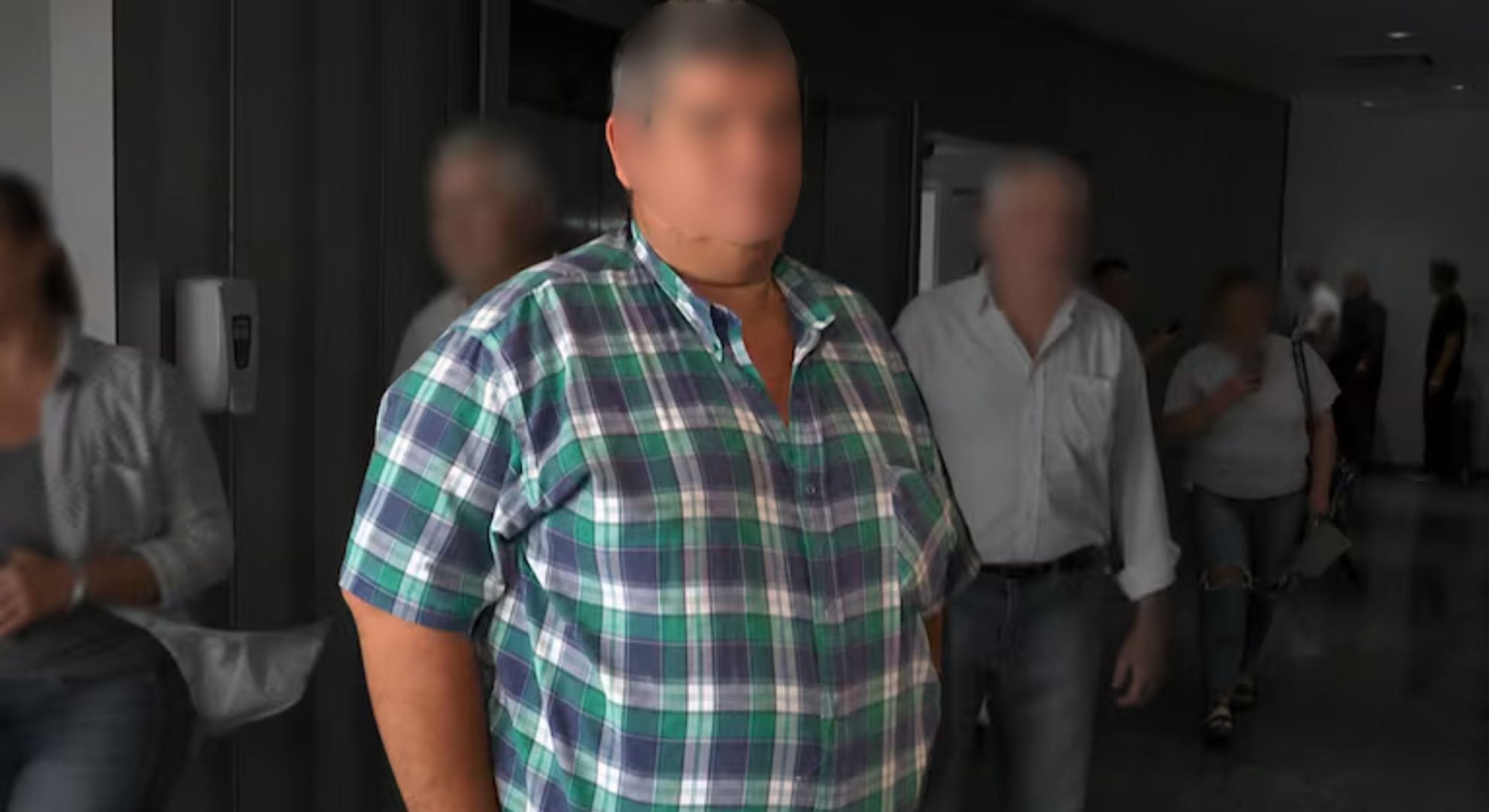 La Justicia de Córdoba encontró en el teléfono de la menor conversaciones con adultos y amplió la causa a al menos tres adolescentes (Gentileza: El Doce.tv)