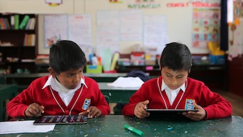 Perú asciende una posición en