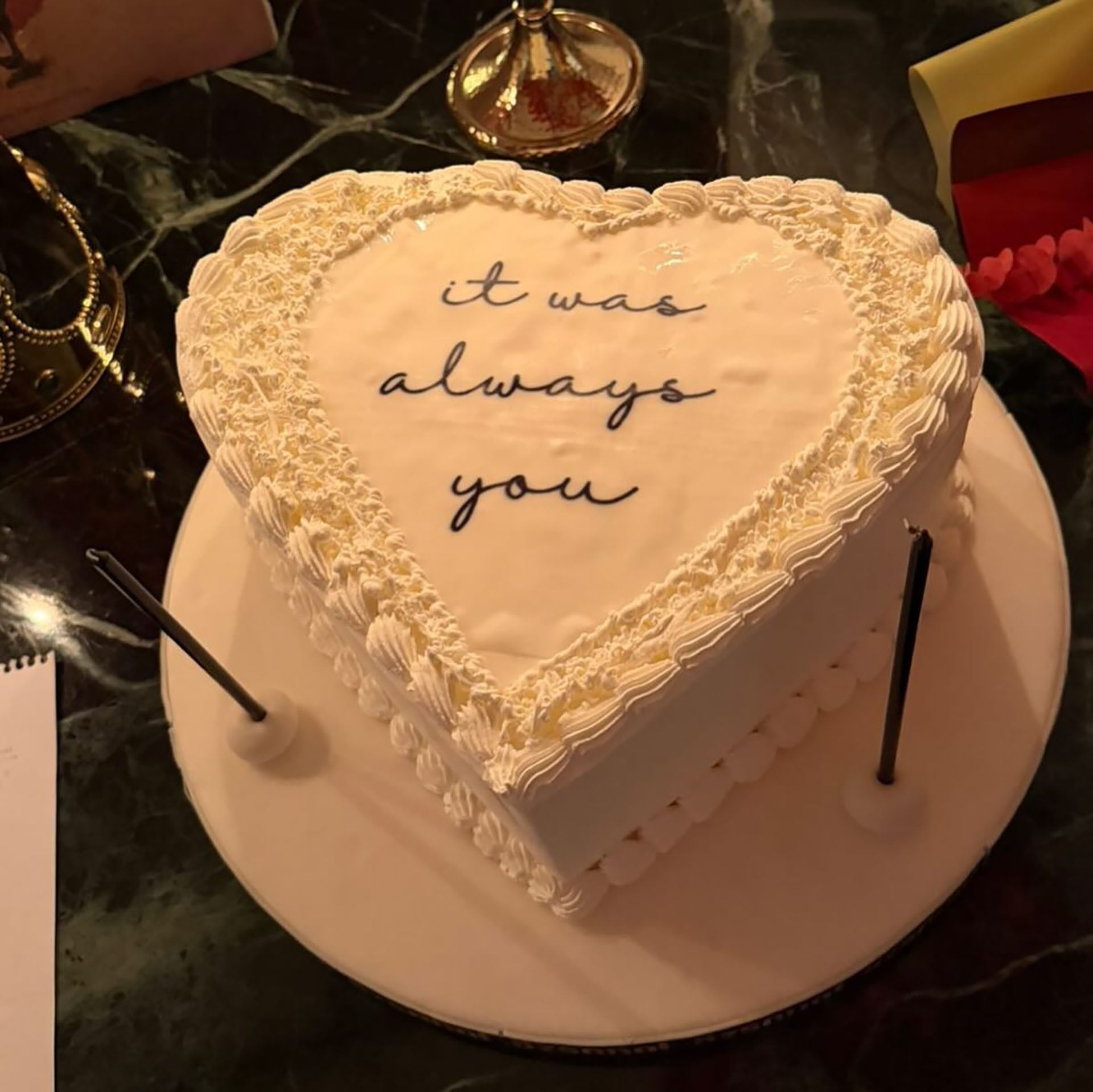 Mauro Icardi recibió un torta por parte de la China con la frase: