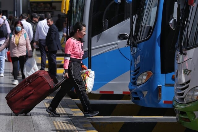 Las empresas afiliadas prepararon el 100% de la flota habilitada, los conductores y los equipos operativos para atender la demanda de viajeros - crédito Colprensa