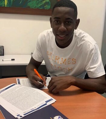 Sebastián del Castillo, volante de