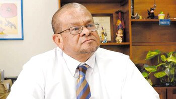 Roberto Larios, vocero de la