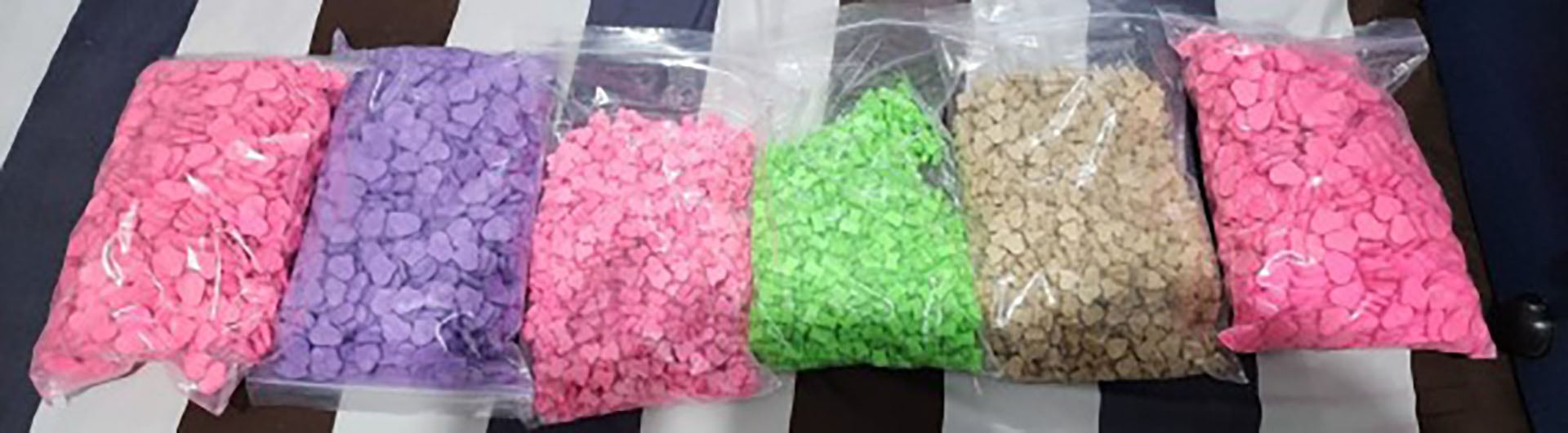 Las pastillas incautadas a Luz Ortiz en la calle Viamonte