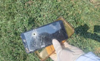 Se encontraron varias prendas de vestir y hasta un celular roto Foto: Madres buscadoras Chiapas