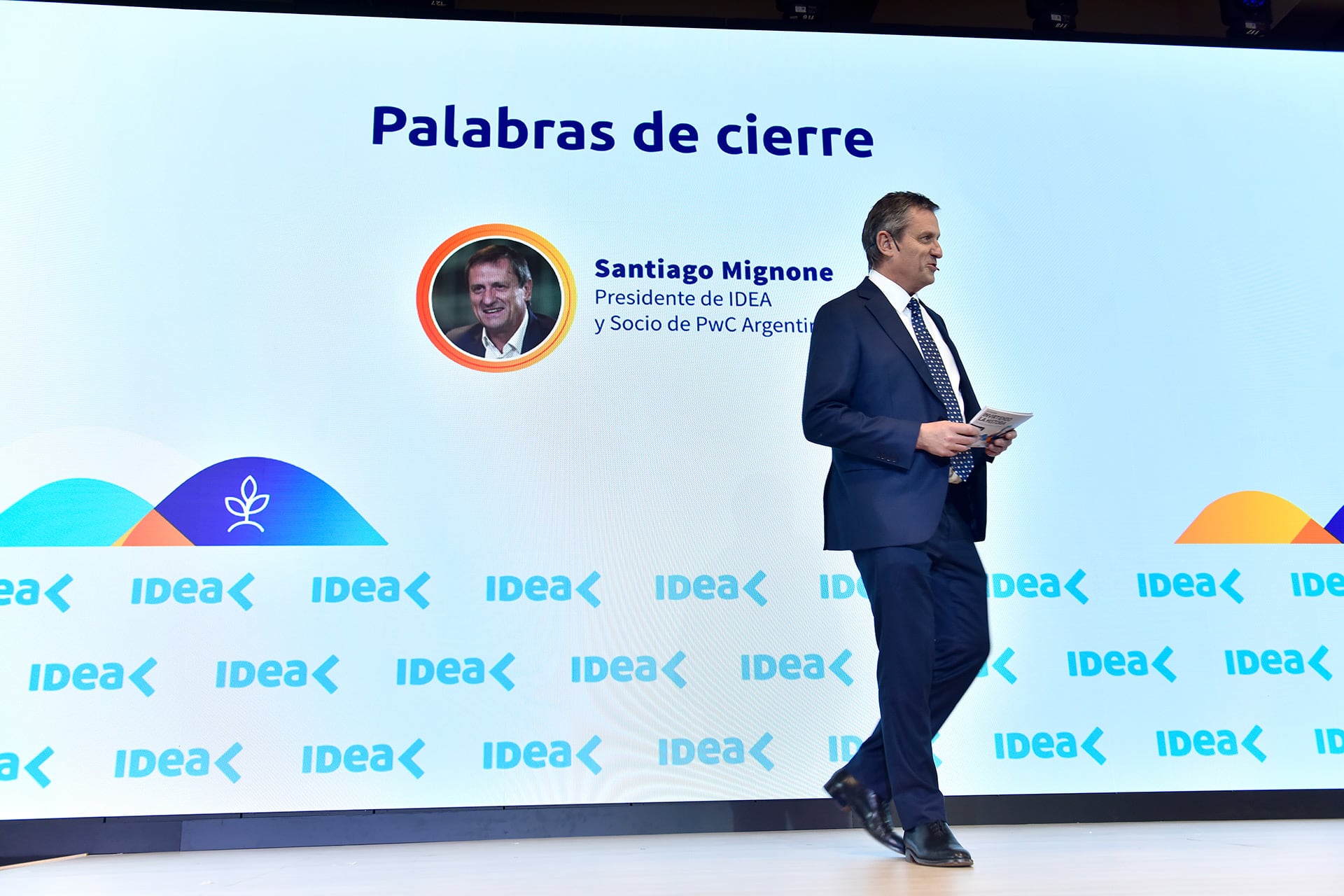 Santiago Mignone, presidente de IDEA, planteó en el cierre la necesidad de sostener la estabilización y construir consensos que trasciendan los cambios de gobierno