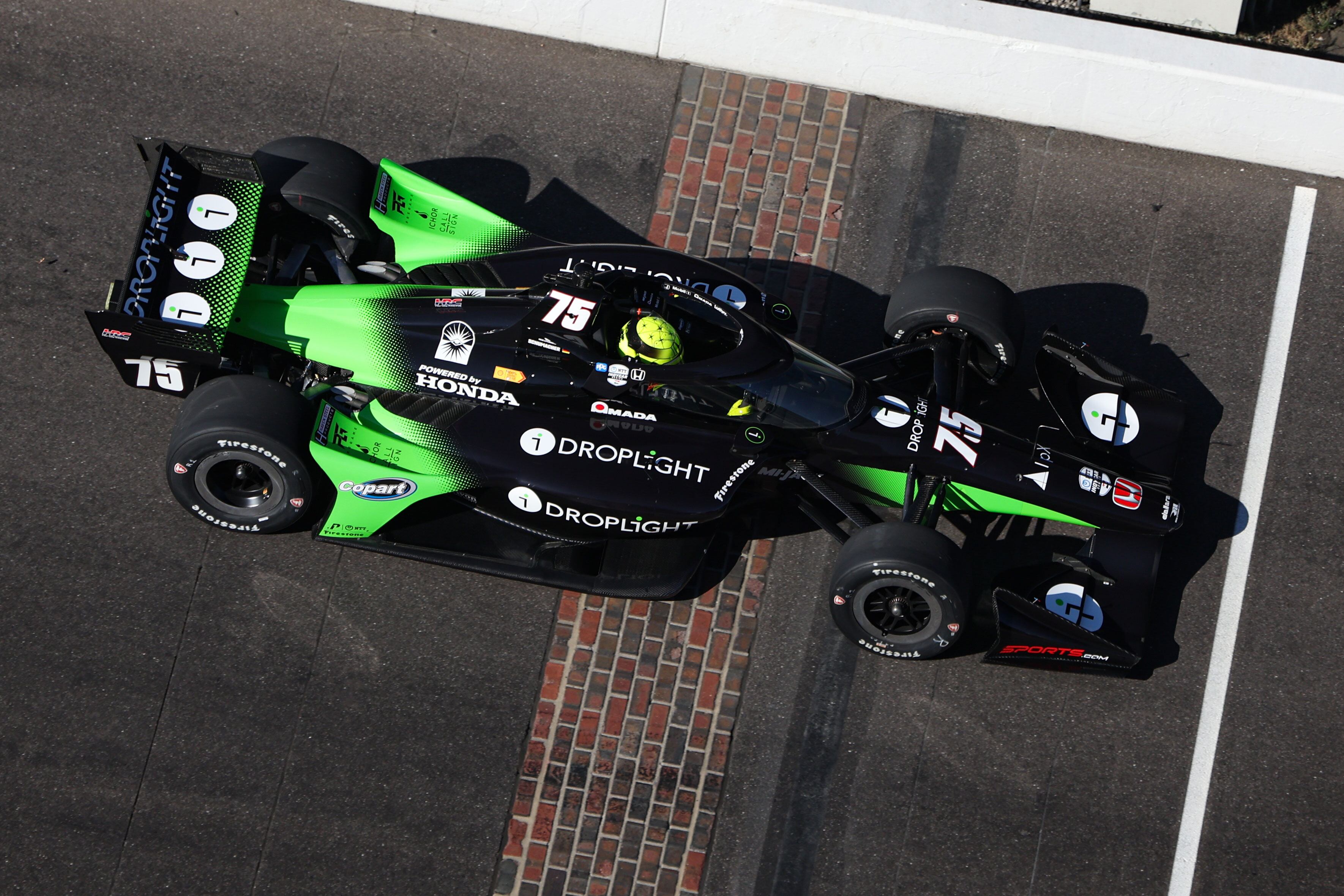 El mes pasado Mick Schumacher probó por primera vez un auto de la IndyCar en el circuito mixto de Indianápolis (@IndyCar)