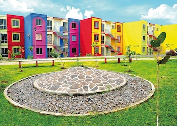 Los hermanos Ahumada Russek son