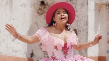 Dayan Flor celebra su nominación como mejor vocalista en los InterContinental Music Awards 2026, llevando la música folclórica peruana a un escenario internacional.