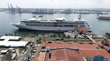 Repuntan las operaciones de embarque y desembarque de cruceros en Panamá