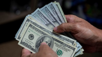 Precio del dólar hoy en Colombia: la divisa abrió en $3.147,50 superando la TRM a la espera del dato de empleo en Estados Unidos