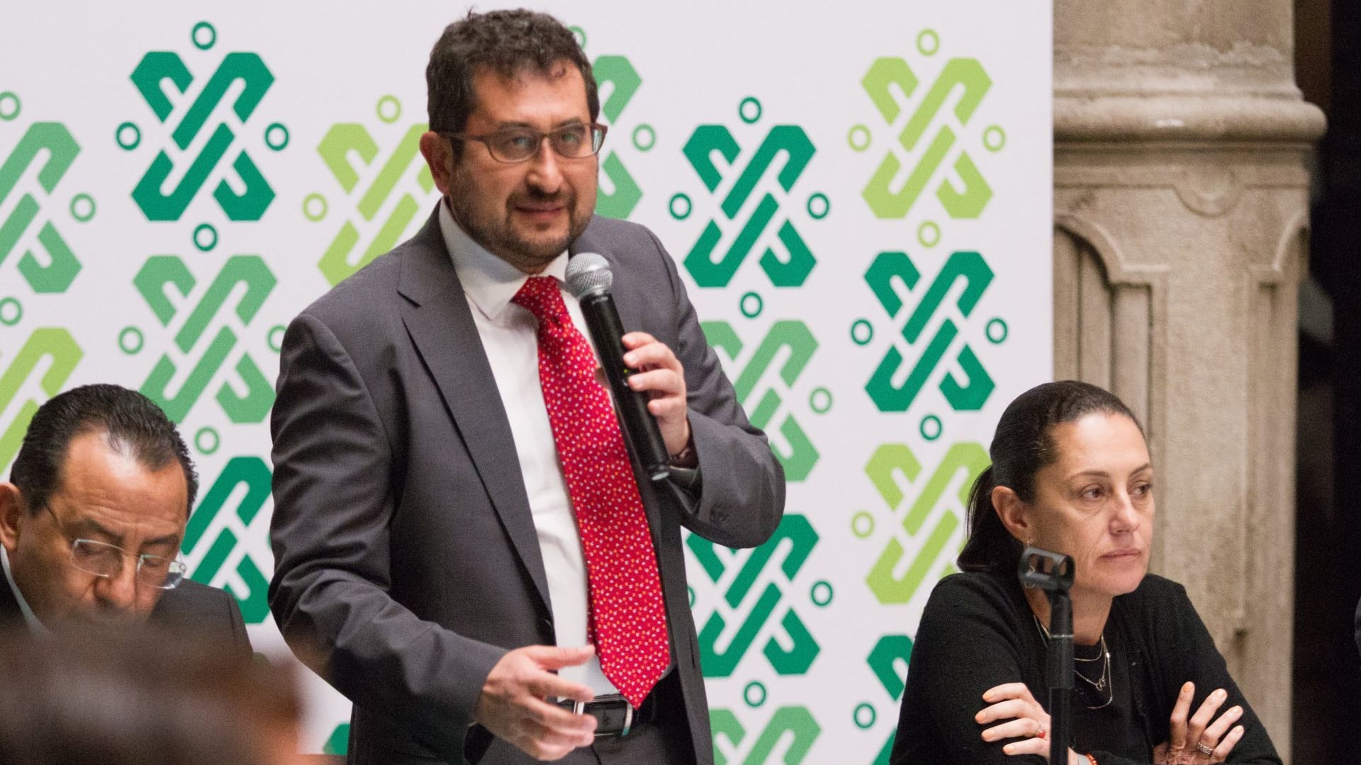 César Cravioto informó el reforzamiento de operativos tras los hechos ocurridos en los festejos del Tri en Reforma. (Foto: Cuartoscuro)