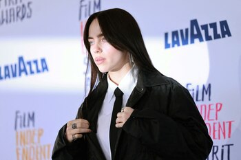 Eilish trabajó proactivamente para ampliar