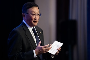 John Chen, presidente y director ejecutivo de BlackBerry Ltd., habla durante un evento de seguridad cibernética de BlackBerry en Nueva York en 2019.
