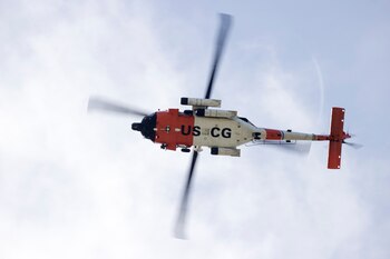 Helicóptero de la estación aérea