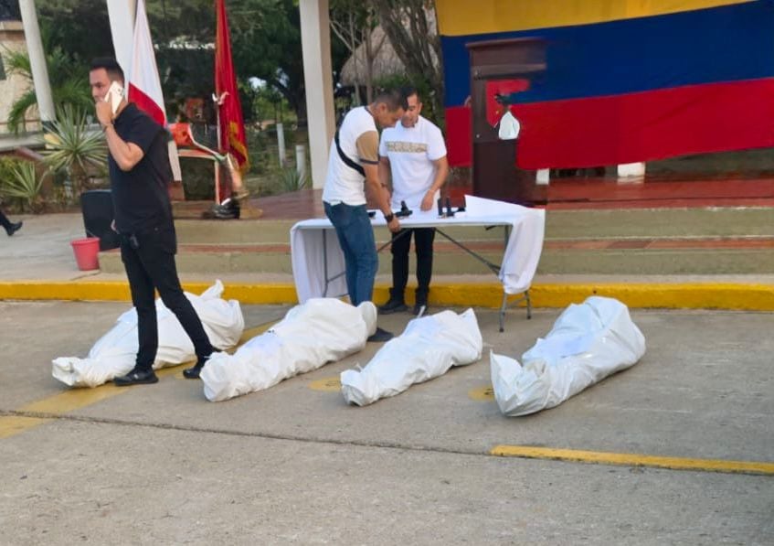El presidente Abelardo de la Espriella llegó al departamento de Riohacha - mayores detalles del operativo en rueda de prensa - crédito suministrado a Infobae Colombia