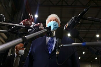 Ginés González García firmó el