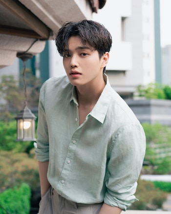 Song Kang evalúa regresar al