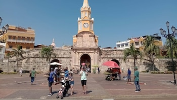 Colombia incauta más de 7,6 toneladas de cocaína en una operación en el puerto de Cartagena de Indias