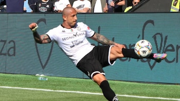 Gianluca Lapadula se entrena por su cuenta en un club de cuarta división de Italia mientras se allana su llegada a Universitario